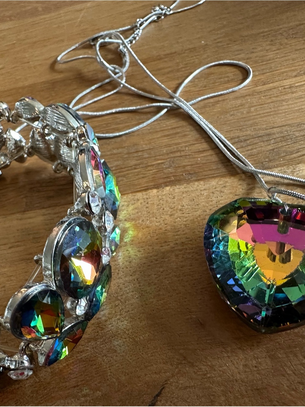 Multicolor Crystal Heart Pendant Necklace and Bracelet Set